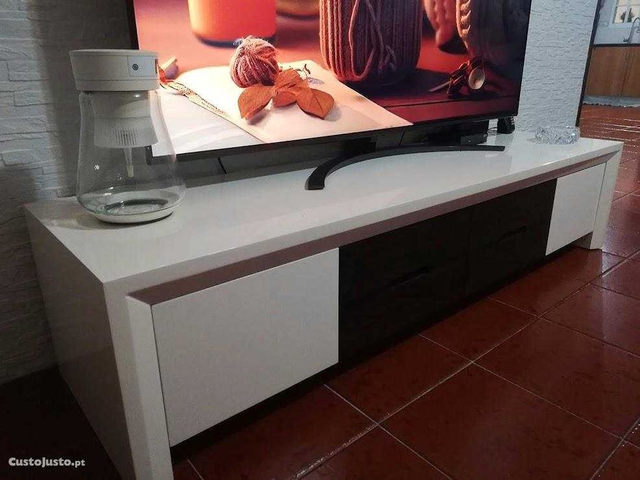 Móvel TV Branco e Castanho Lacado-como novo