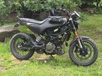 Husqvarna svartpilen 125 kat.B Zamiana