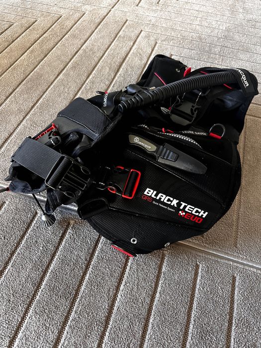 Colete BCD de mergulho Subaqua Black Tech Evo (Tam Large e Small)