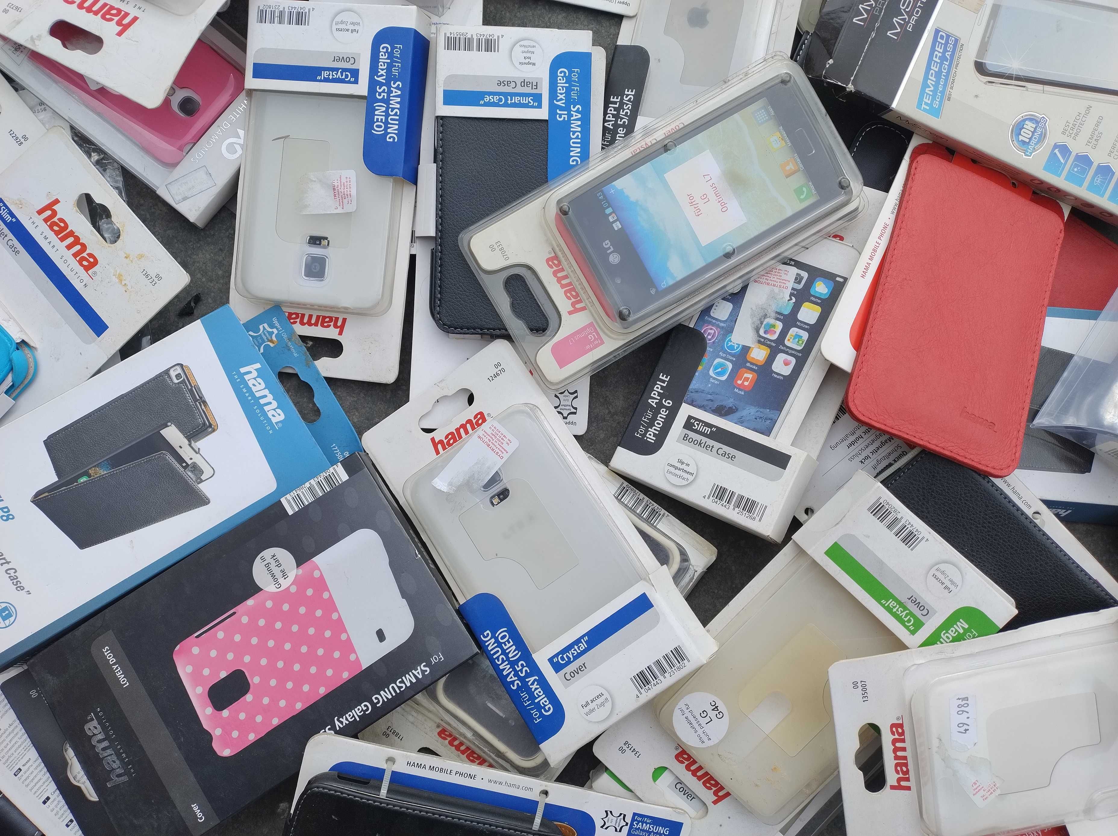 Mix hurt pokrowce etui Hama telefon tablet, Samsung, Apple, ok 150 szt