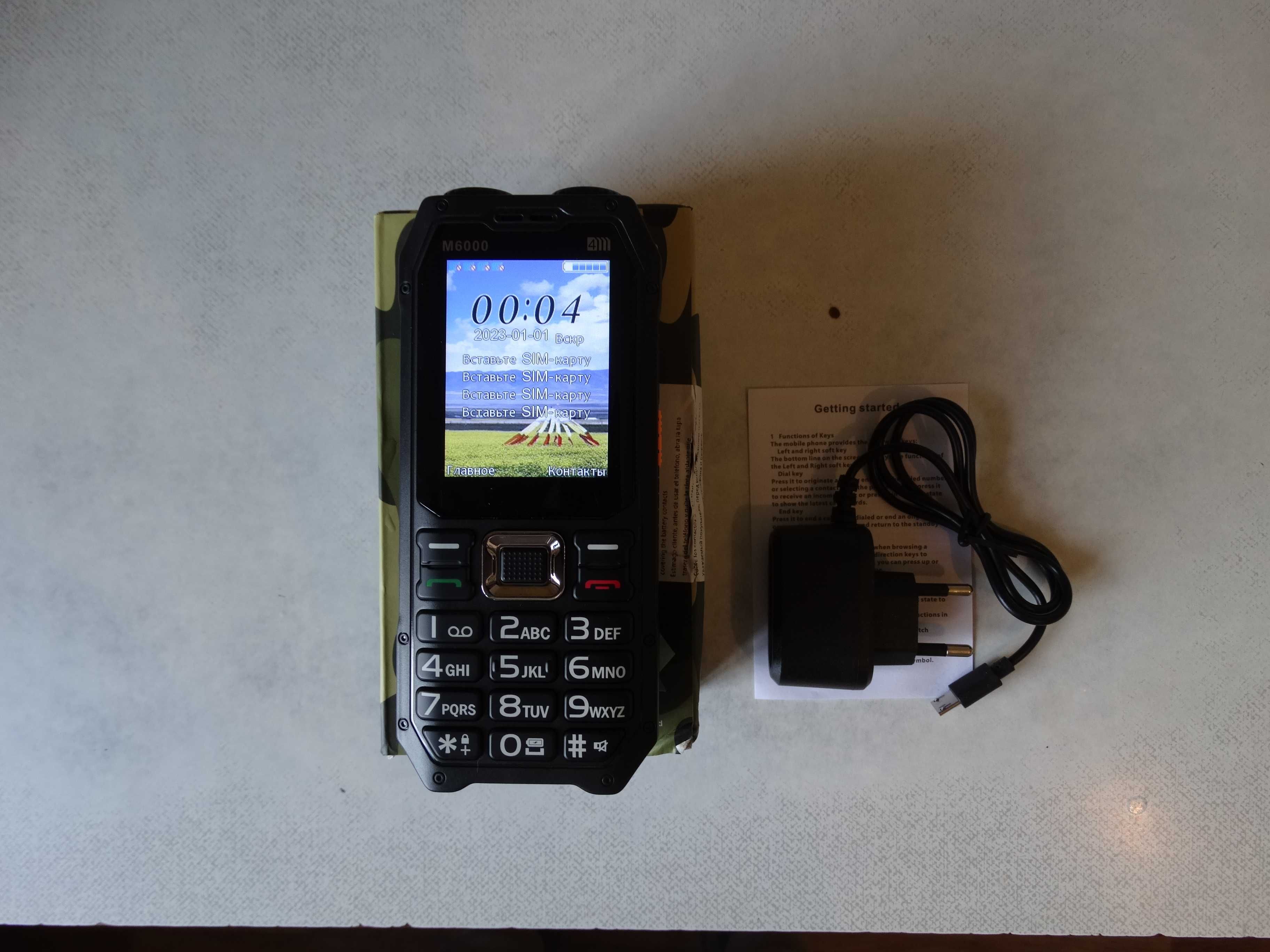 кнопочный телефон-повербанк PHONEMAX M6000 4 SIM