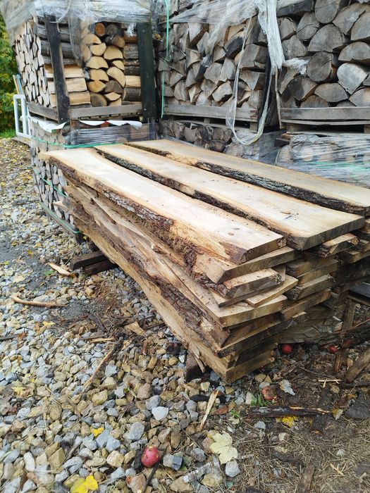 Tarcica dębowa. Deski foszty bale. Dąb.