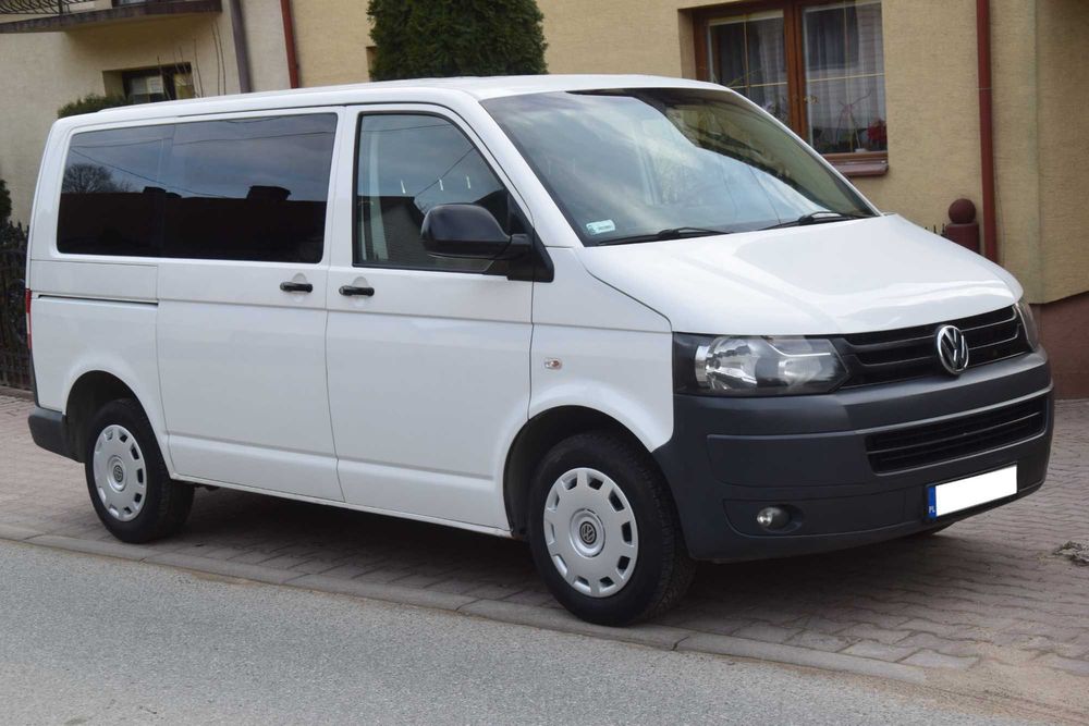 VW Transporter T5 LIFT 2.0 TDI 9-Osobowy Klimatyzacja T6