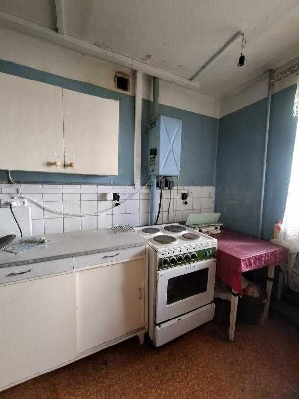 Продам гостинку в хорошем состоянии, ул. Сергиевская, 8.