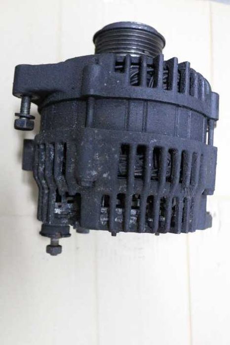 renault master 3.0 DCI alternator 23100DB00B