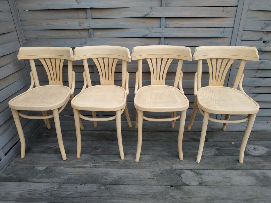 Krzesła Thonet Fameg wyszlifowane do malowania 120szt.