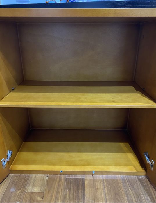 Móvel “O Brasileiro” – Madeira | 93x93x48 cm | Com pequeno desgaste