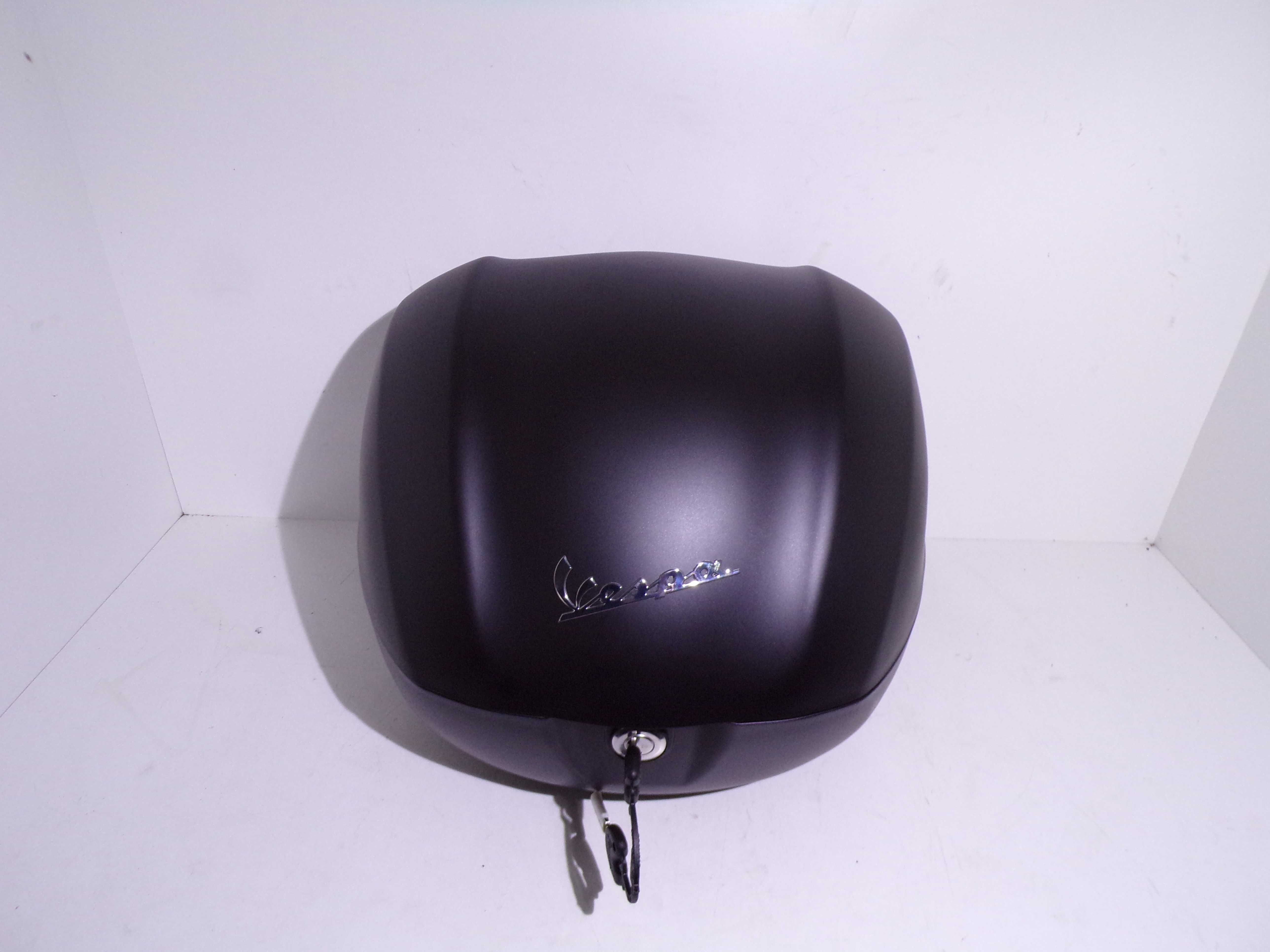 Kufer oryginał Vespa Primavera Sprint 50'125'150cc kolor Czarny Mat