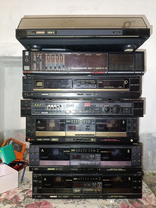 Магнитофоны романтика Вега маяк