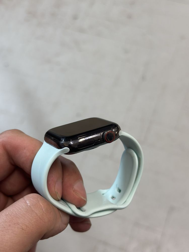 Apple Watch 6 40 mm, 84% батарейка