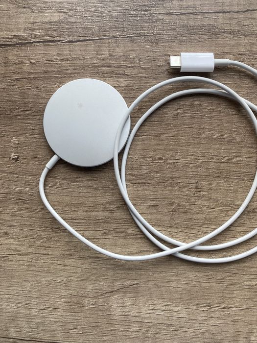 Безпровідна/бездротова зарядка Magsafe Charger Original