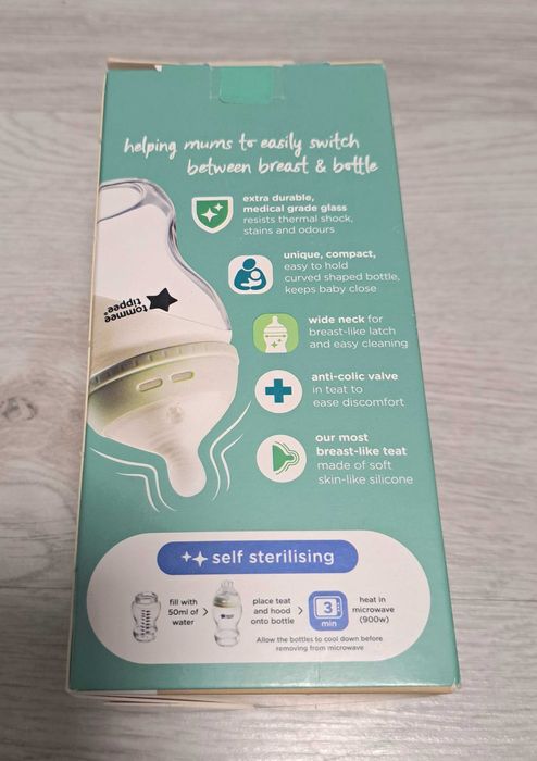 Tommee Tippee Butelka Szklana Antykolkowa 250ml Smoczek Naturalny