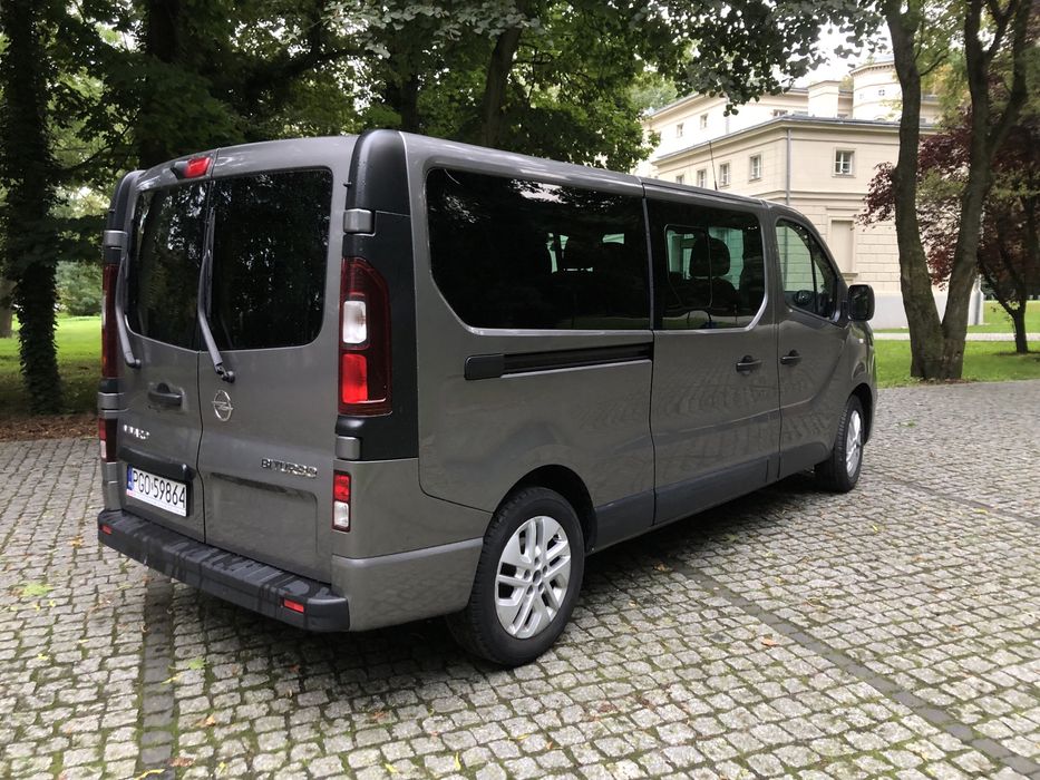 Opel Vivaro  B Long 9 osobowy salon Polska