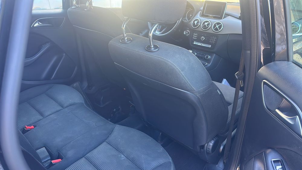 Mercedes B180 estimada