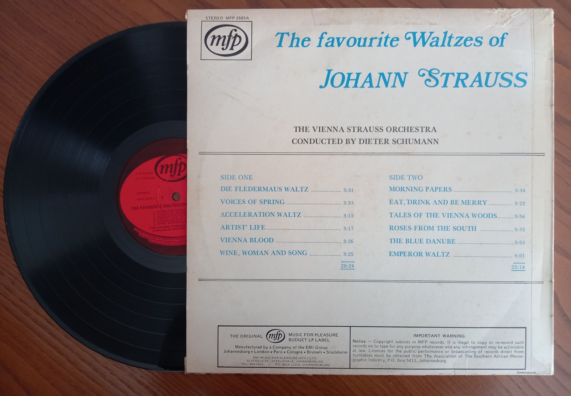 Johann Strauss by Vienna Orchestr disco vinil