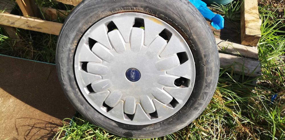 Jantes com pneus 205 - 55 - R16