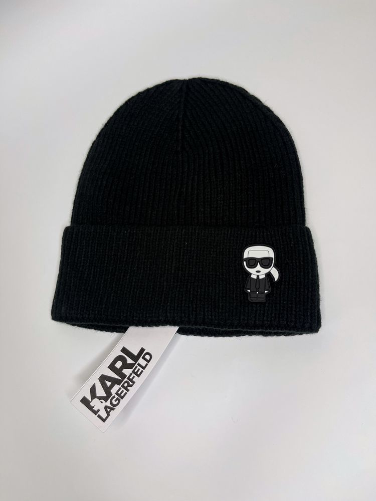 Оригінальна шапка Karl Lagerfeld