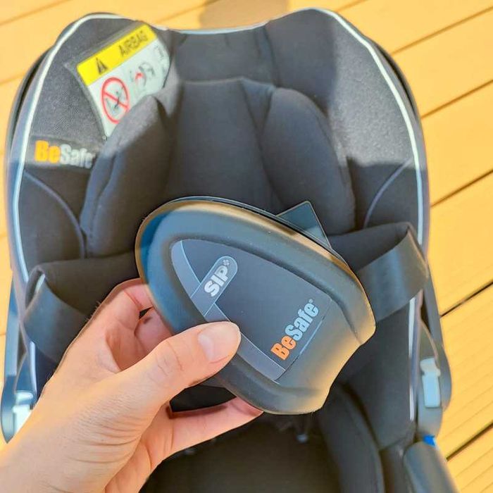 Zestaw fotelików samochodowych BeSafe + baza Isofix (0 - 4 lat)