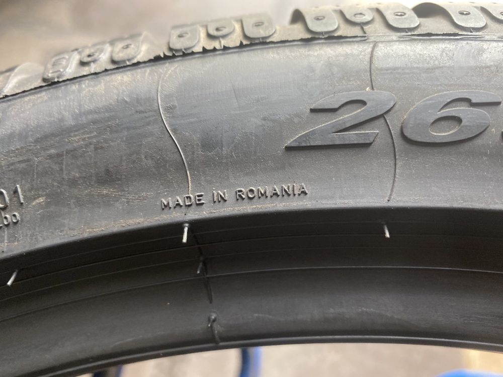 265/35/20+235/35/20 R20 Pirelli Sottozero Winter 2 4шт новые зима