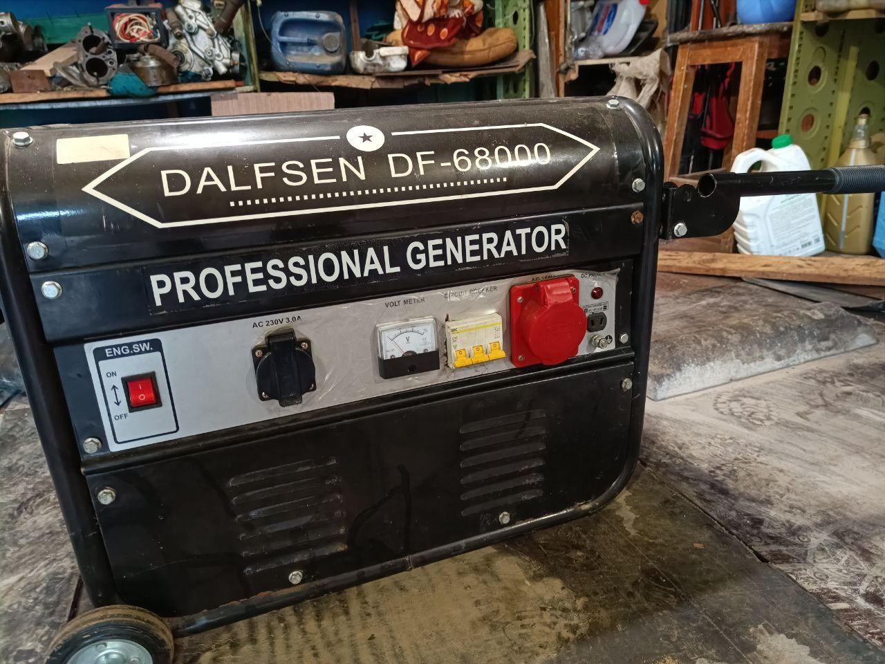 Генератор DALFSEN DF-68000 

DF-68000 в