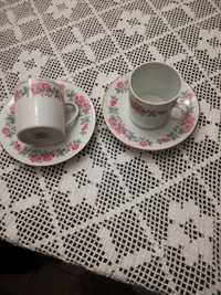 Conjunto de duas chávenas de porcelana chinesa