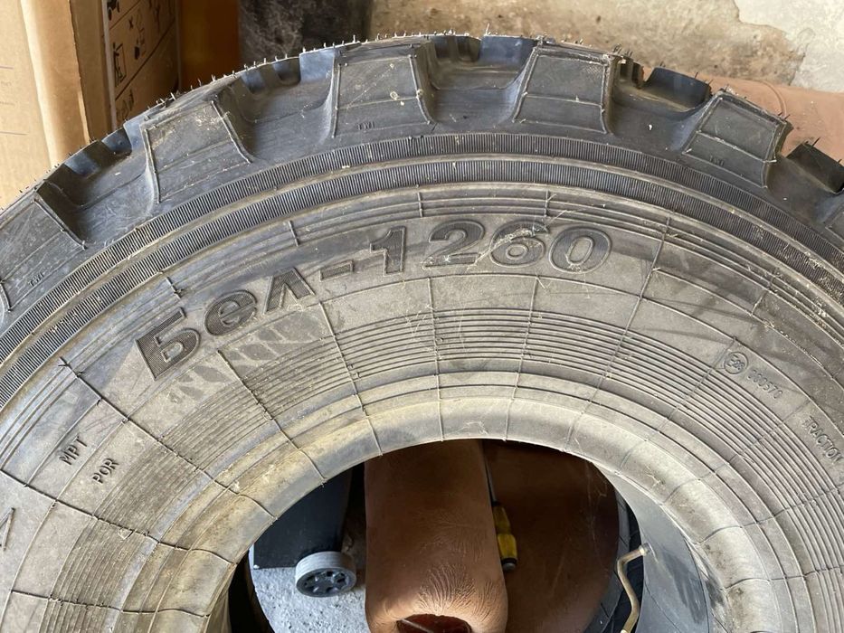 Шини вантажні 425-85R21