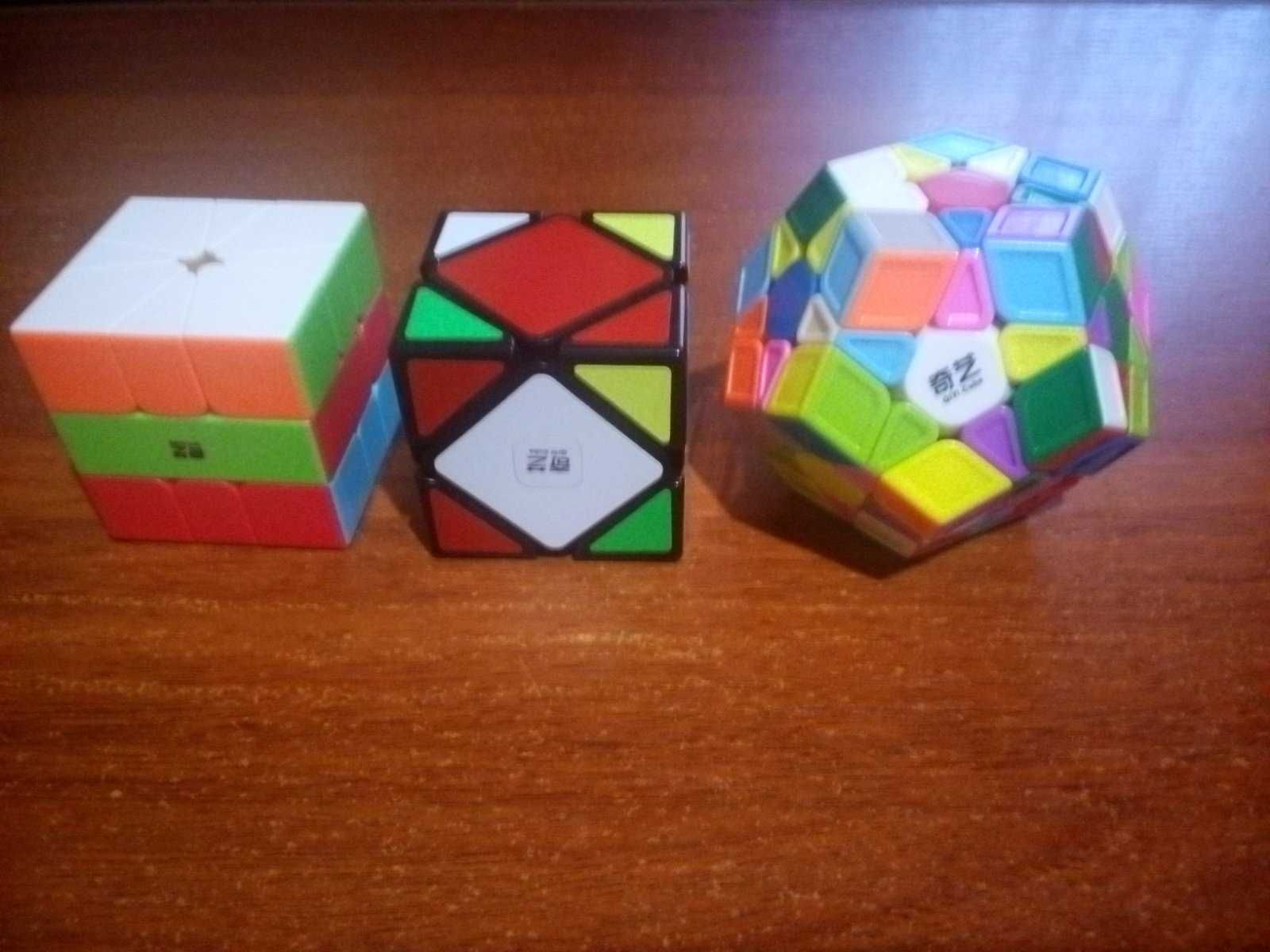 Кубик Рубика, разные модификации.
