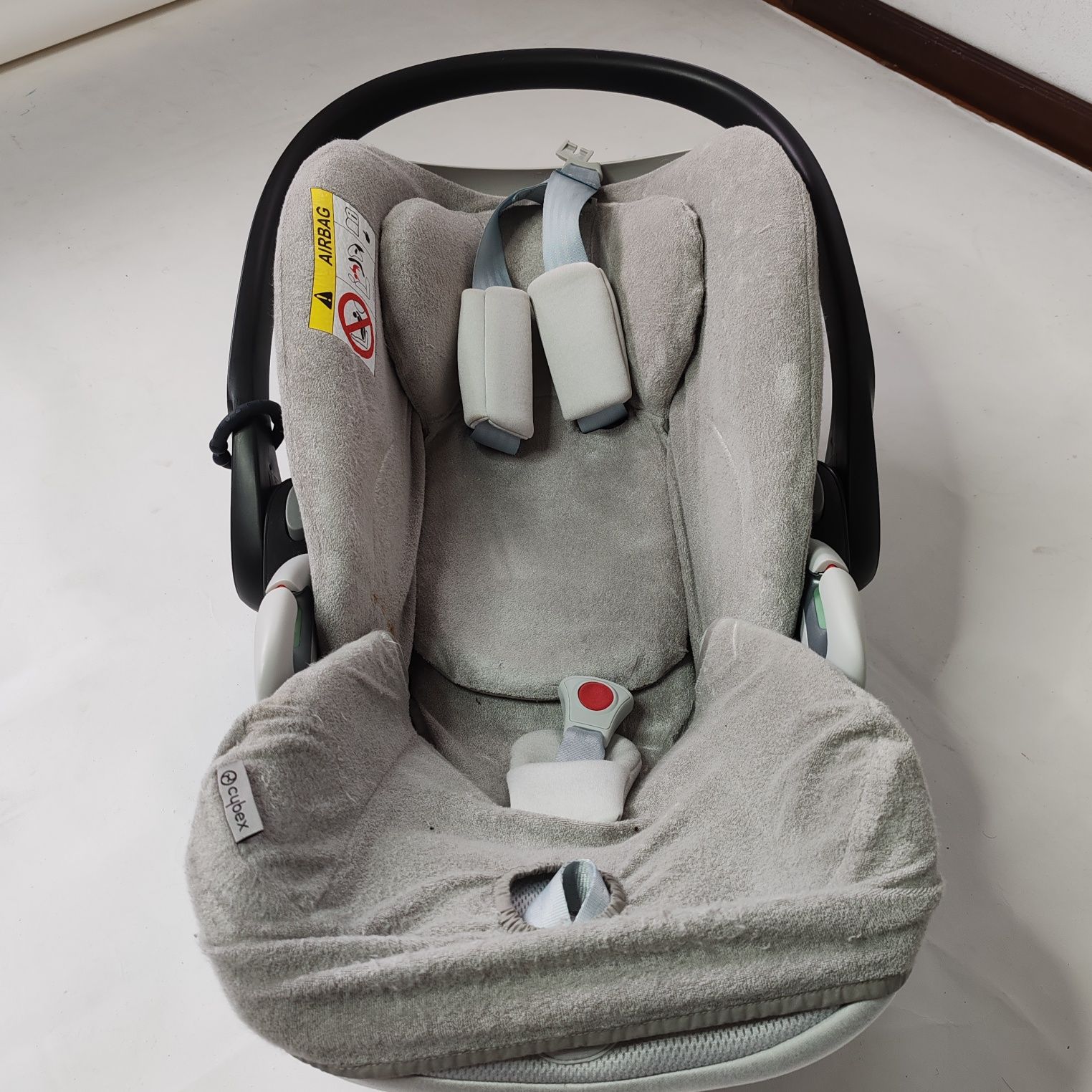 Alcofa e ovo para carrinho cybex