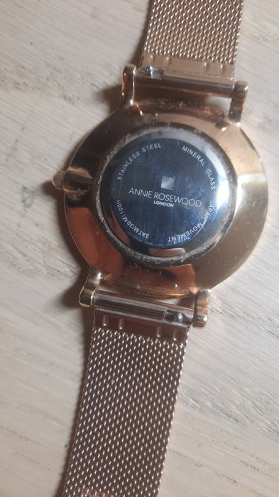 Relógio annie rosewood