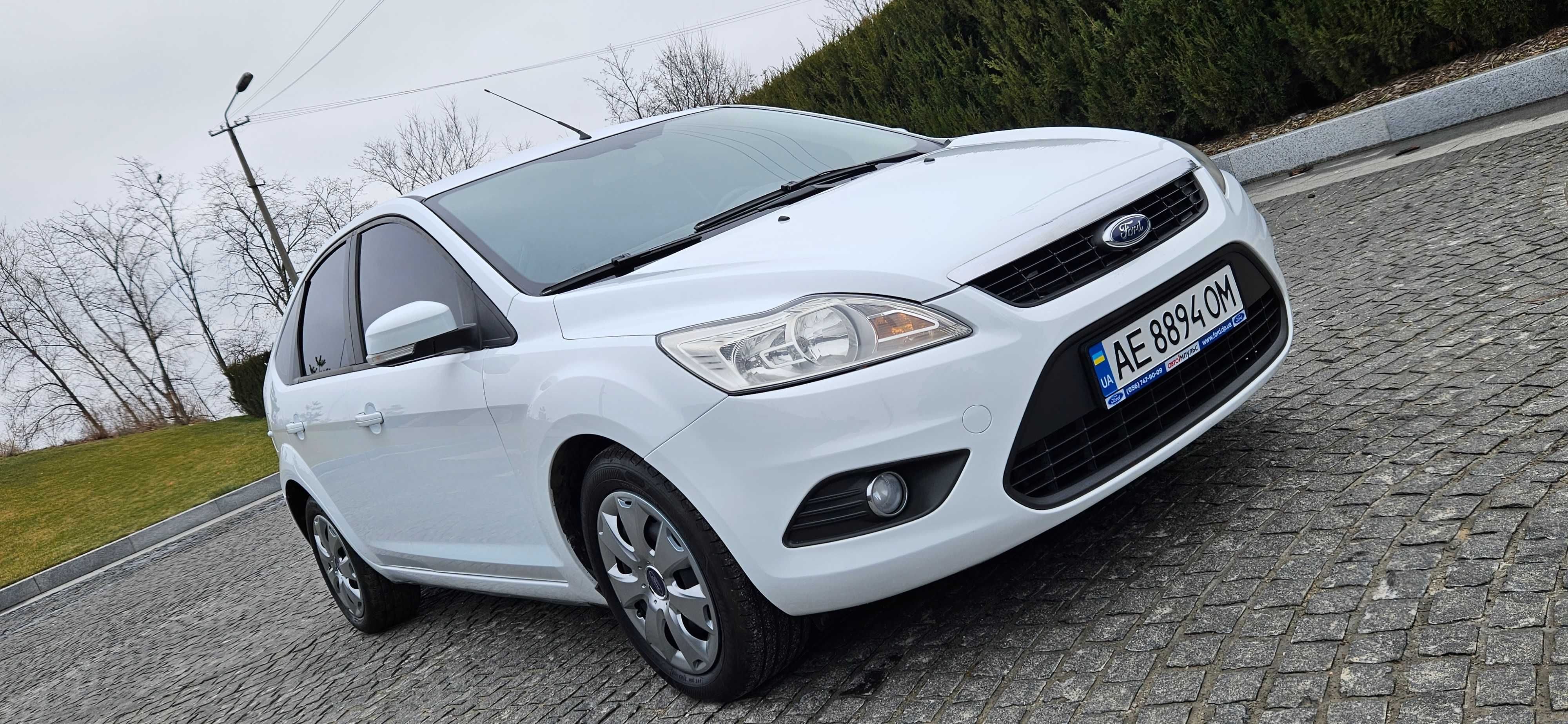 Ford Focus 2011 1.6 MT ГАЗ Евро 4 Форд Фокус 2 Рестайлинг Официал