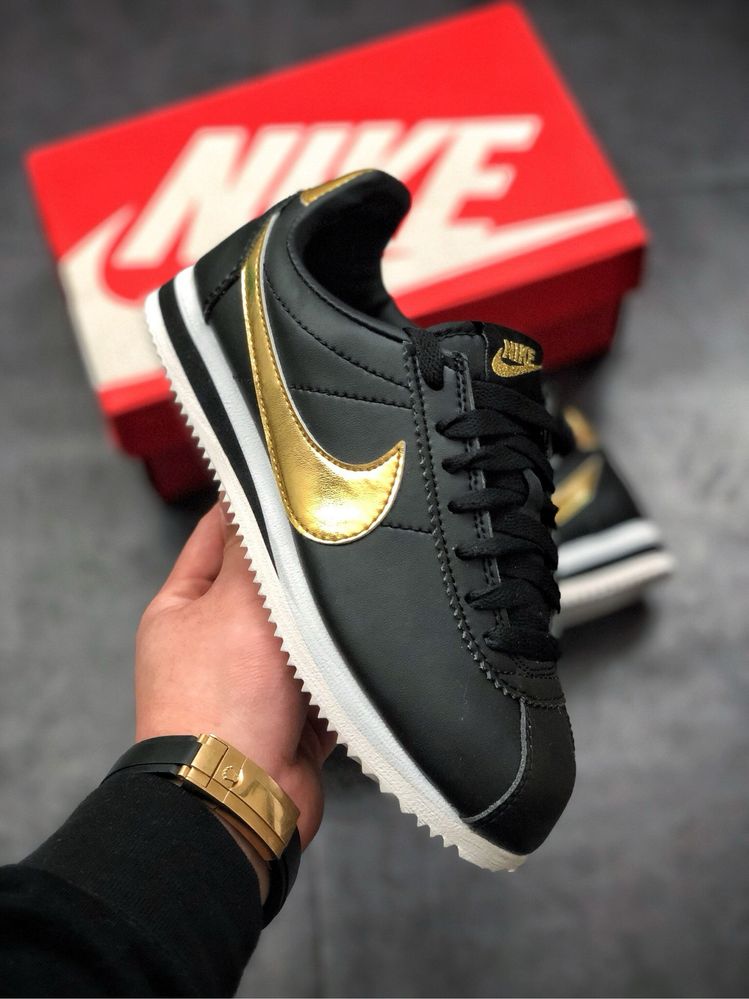 Nike Cortez black