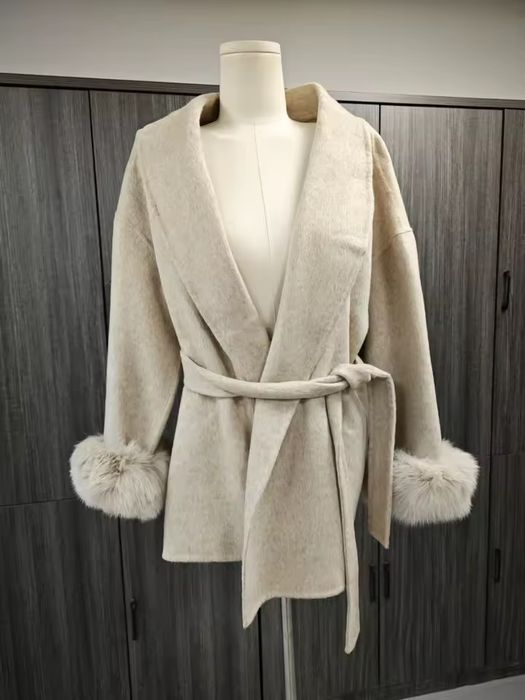 Пальто с мехом теплое пальто Gues пальто на запах с ремнем куртка мех