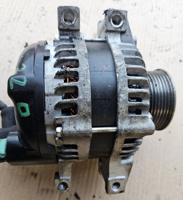 Honda CRV CR-V 3 III Civic Accord VIII 2.2 D i-CTDi  i-DTEC alternator 104210-1140