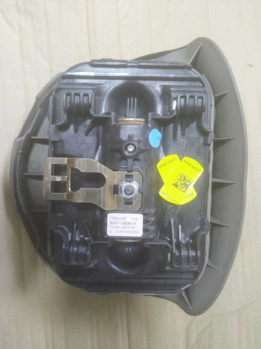 Подушка безопасности руля Airbag Renault Espace 8200138584