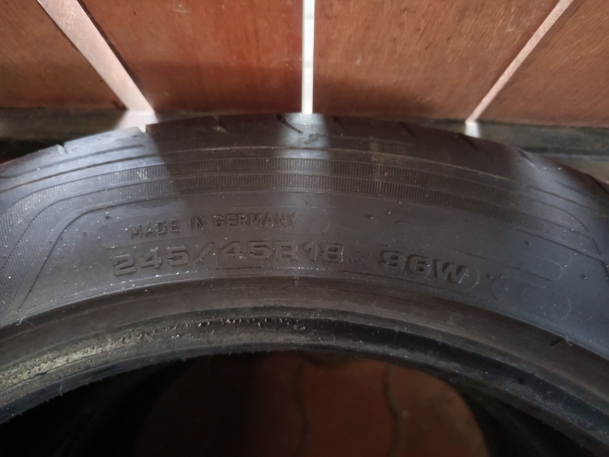 Goodyear eagle F1 asymmetric 3 245/45 R18