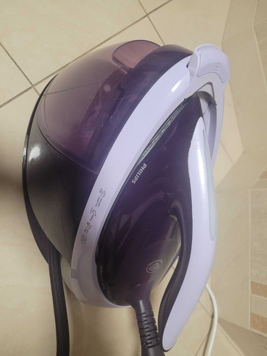 Stacja parowa Philips Perfect care 7000 uszkodzone