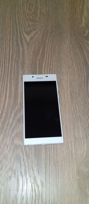 Продам телефон Sony Xperia