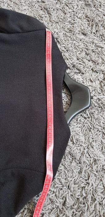 Пальто демісезонне, розмір 36.