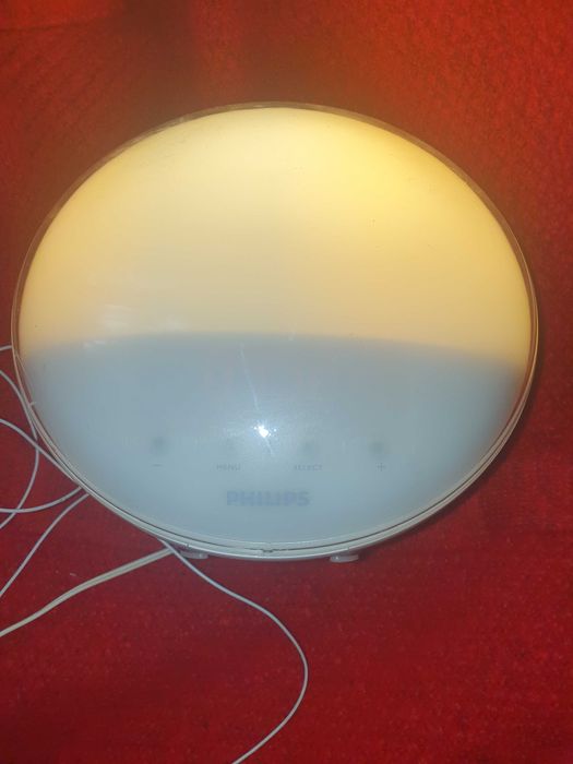 budzik radio lampka Philips HF3531/01 rekomendowany przez psychologów