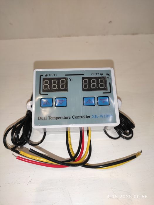 Регулятор температури двоканальний XK-1088 110-220В