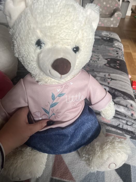 maskotka misiek mis dziewczynka  w ubranku