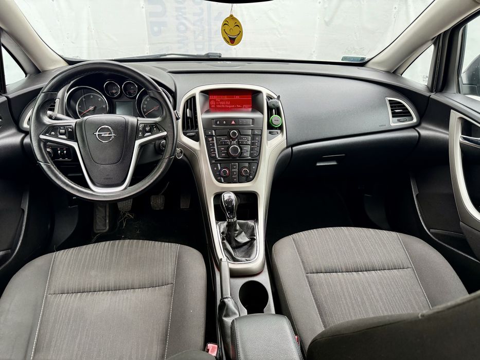 Opel Astra J 1.7 CDTI > Klima > 2010  > Alufelgi > Zadbany > Zamiana