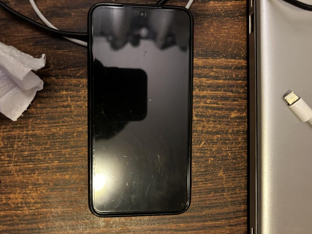 Samsung s22 jeszcze na gwarancji