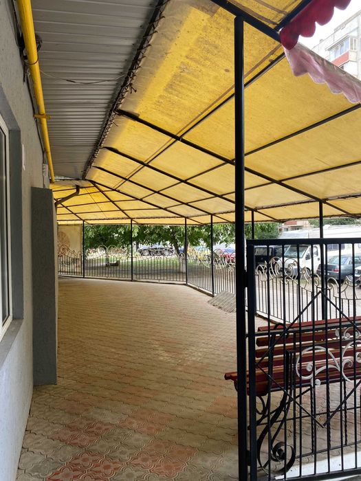 продаж готового бізнесу доставки піци та суші, кафе, оренда