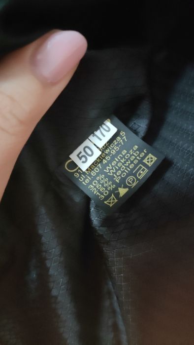 Męski garnitur - czarny