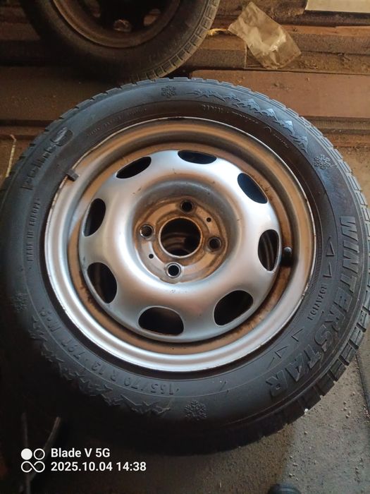 Felgi 13 wraz z oponami zimowymi i letnimiz VW polo rocznik 2000
