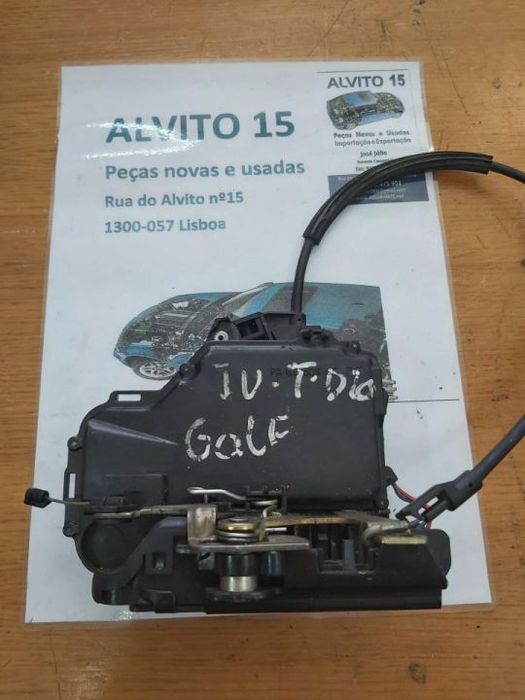Fechadura tras direita Volkswagen Golf IV
