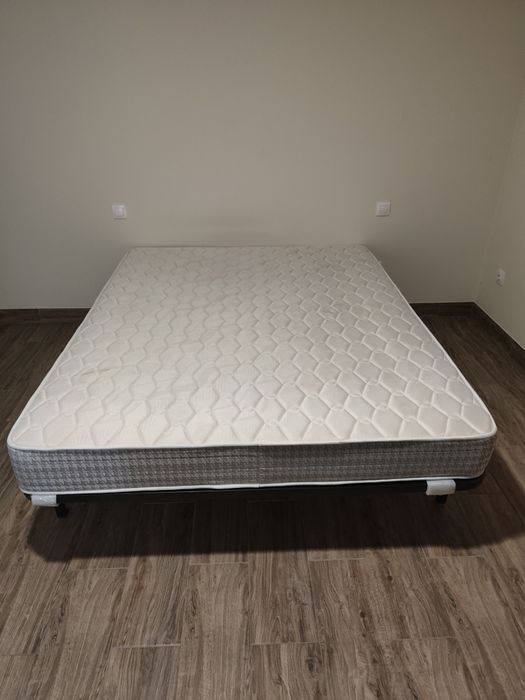 Cama + colchão 200x160