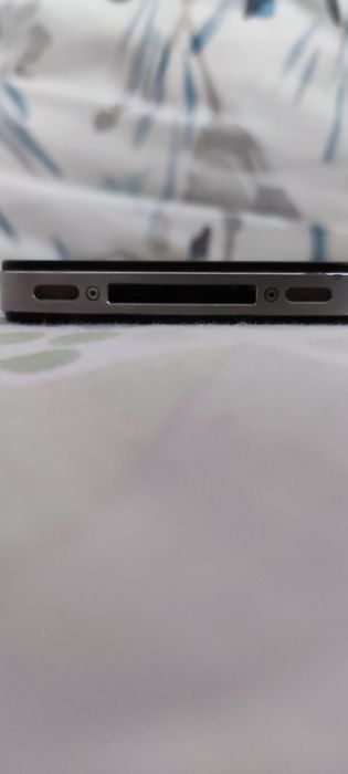 iPhone 4 em ótimo estado de conservação