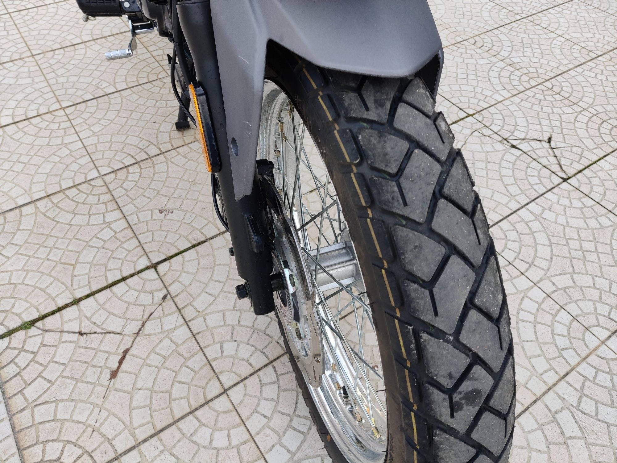 SYM NHT125 com poucos kilometros
